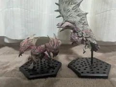 カプコンフィギュアビルダースタンダードモデル リオレウス　リオレイア