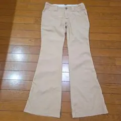 未使用　アバクロンビー&フィッチ　パンツ　レディース2