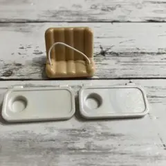 シルバニアファミリー　おでかけファミリーカー　付属品　①