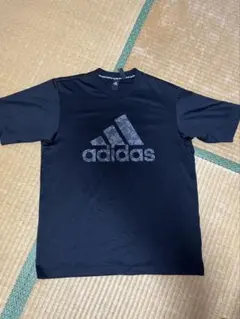 adida半袖ウェアスポーツ用