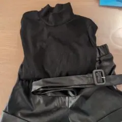 SHEIN ブラック リブニット トップス ショートパンツ　ベルト付き　10Y