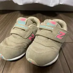 new balance 996 ベージュ　13.5cm