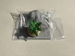 びっくらたまご ドラゴンクエスト 「たからばこをあけた！」編 やくそうフィギュア