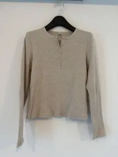 UNIQLO リブ ヘンリーネック 長袖 カットソー L ベージュ