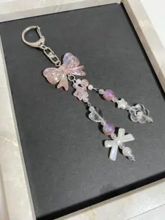 ハンドメイド　キーホルダーアクセサリーチャームストラップ　オレンジ系