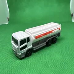 トミカ　日産　ディーゼル　クオン　NO.31 2005のサムネイル
