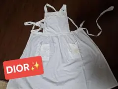 Christian Dior♥️ 花刺繍。エプロン。白。料理。のサムネイル