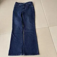 フレアデニムパンツ