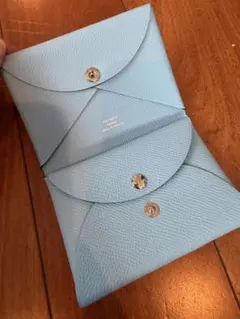 新品 HERMES カルヴィ デュオ コンパクト バイカラー カードケース 青