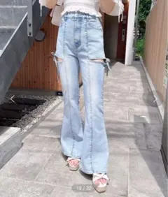 INGNI サイドリボンカットアウトフレアデニムパンツ