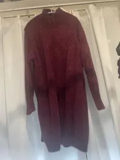 バーガンディ ニット