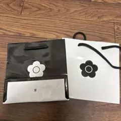 マリークワント 紙袋2枚セット 白黒