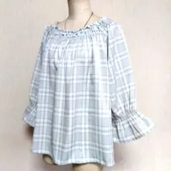 七分袖スモックブラウス