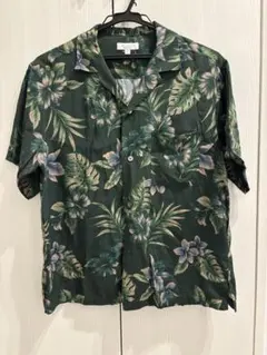 UNITED ARROWS ボタニカル柄 半袖シャツ　Sサイズ　レーヨンのサムネイル