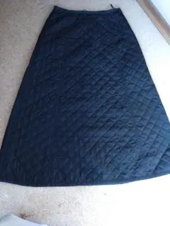 GU★黒 キルティング ロングスカート