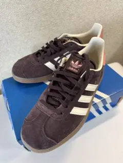 gazelle スニーカー