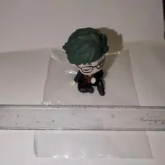 ツイステ トレイ フィギュア 肩ズンFig