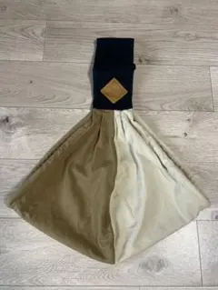 Item thumbnail for item b52bd24e-97a4-4add-ab34-9f27b5f9772e