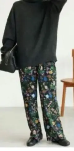 ジャーナルスタンダードレリューム ブラックフローラル パンツ