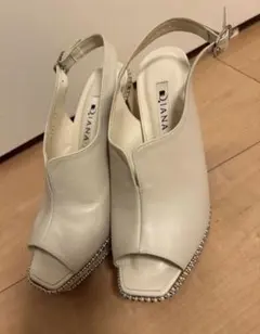 DIANA ダイアナ オープントゥサンダル スタッズ