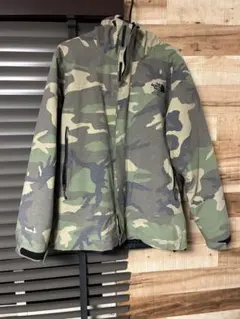 The North Face カモフラ柄 マウンテンパーカー　ダウン付