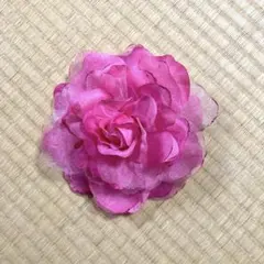 ピンクコサージュ