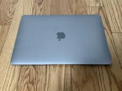 Apple MacBook Air M1本体256GBのサムネイル