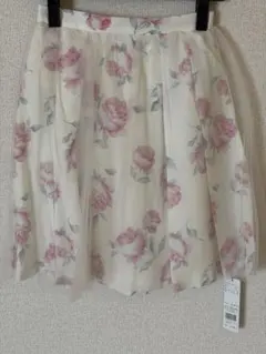 新品タグ付けCECIL McBEE メッシュフローラルスカート｜Mサイズのサムネイル
