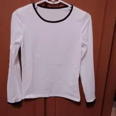 【未使用品】ホワイト 長袖Tシャツ 　黒襟袖口黒　Мサイズ
