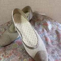 COACH パンプス ベージュ 異素材コンビのサムネイル