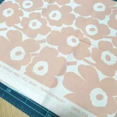 【新品・正規品】マリメッコ　ミニウニッコ　ピンク系　ナチュラル