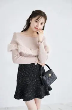 tocco closet ファー付きケープライク袖口フリルリブニットプルオーバー