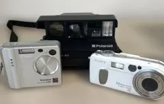 【レトロカメラ3台】ポラロイド / FinePix / Cyber-shot レトロカメラ3台】ポラロイド / FinePix / Cyber-shot - メルカリ