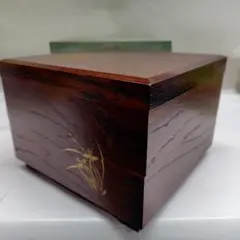 Item thumbnail for item 4096b133-112a-4d9c-8275-59f5ce7bbfad