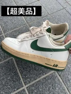 NIKE スニーカー