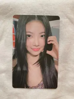 LESSERAFIM ウンチェ