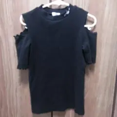 ALGY 肩出しオフショルダー Tシャツ 150 黒のサムネイル