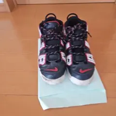 NIKE AIR MORE UPTEMPO スニーカー
