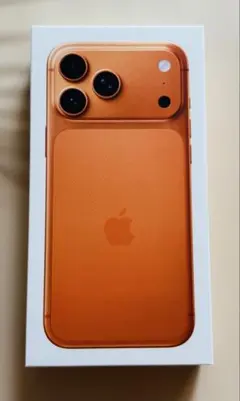 Apple iPhone 17 オレンジ 本体