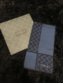 FURLA タオルハンカチ