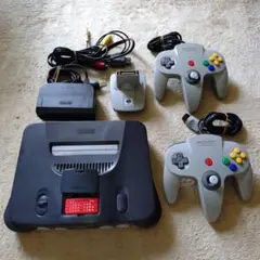 Nintendo 64 本体とコントローラー2つ 拡張パック付き