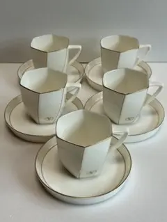 Item thumbnail for item e98de64b-f6c4-4281-a528-fc10ffe06ebe