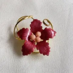 【60】エナメルフラワーブローチ　珊瑚　シンプル　ヴィンテージ