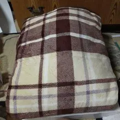 キルティングデザインのチェック柄柄敷きパッド 約100×205cm
