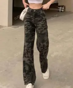 迷彩柄ワイドレッグパンツ
