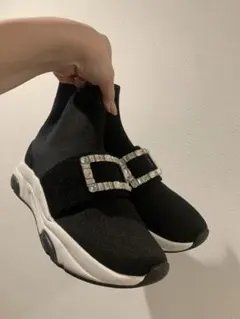 ⭐︎ 超美品 箱あり ⭐︎ ＋dianaクリスタルバックル ニットソックススニーカーのサムネイル