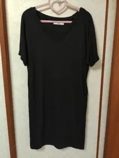 GRL ブラック Vネック 半袖ワンピース ひざ丈