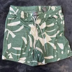 H&M ショートパンツ リーフ柄 グリーン Mサイズのサムネイル