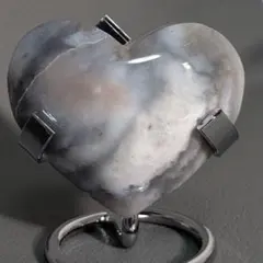 アゲート　ハート　握り石　天然石　台座付き