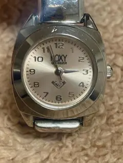 ROXY シルバー クォーツ腕時計のサムネイル